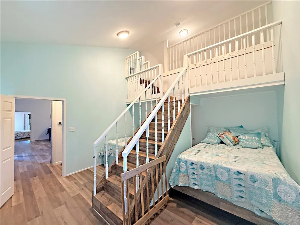 129 S Verne Street Rockport, TX 78382