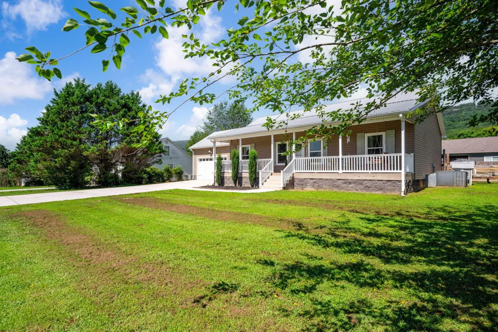 221 Hill Circle Dunlap, TN 37327