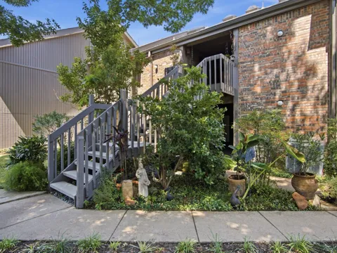1104 Signal Ridge Place #1104