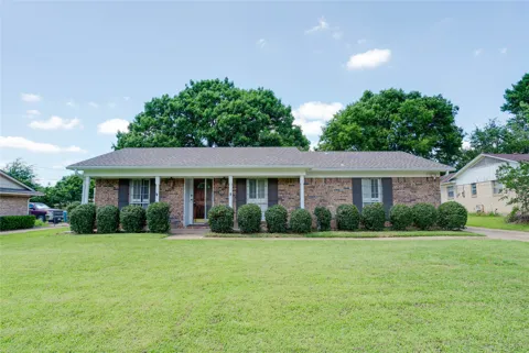 615 Oxford Drive