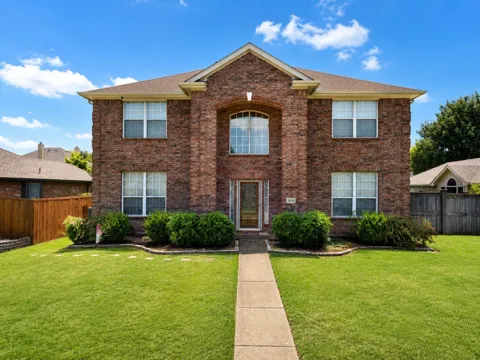 1818 Lake Texoma Circle