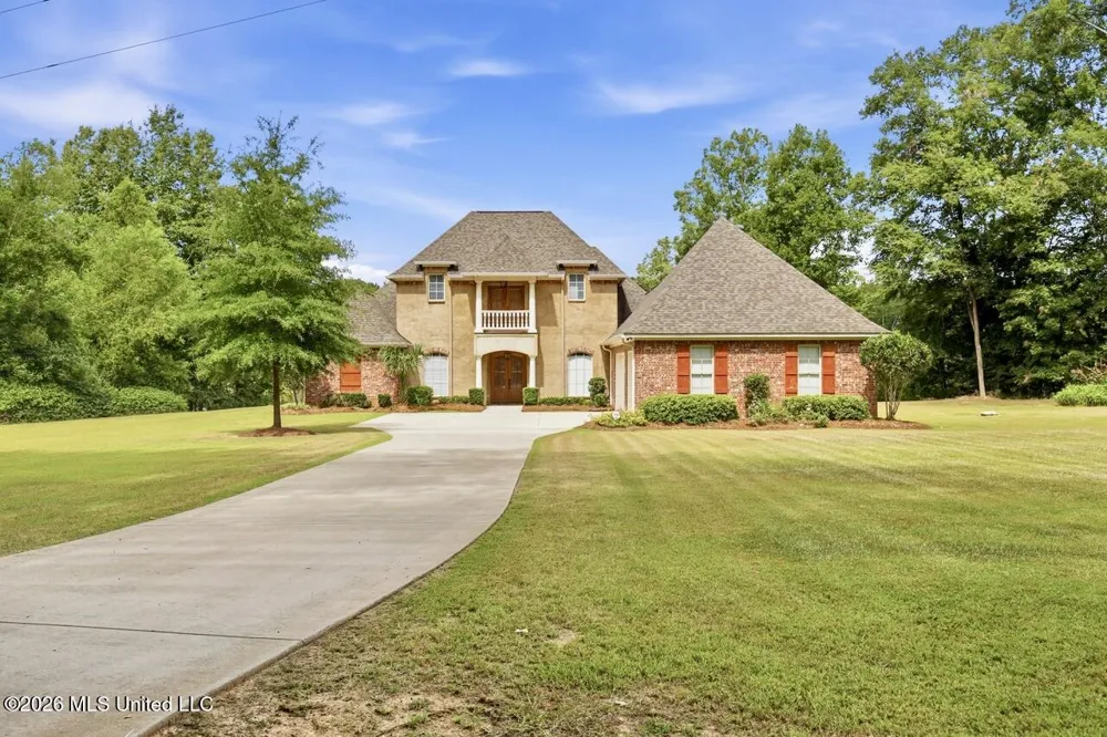 329 Pennebaker Road Vicksburg, MS 39183