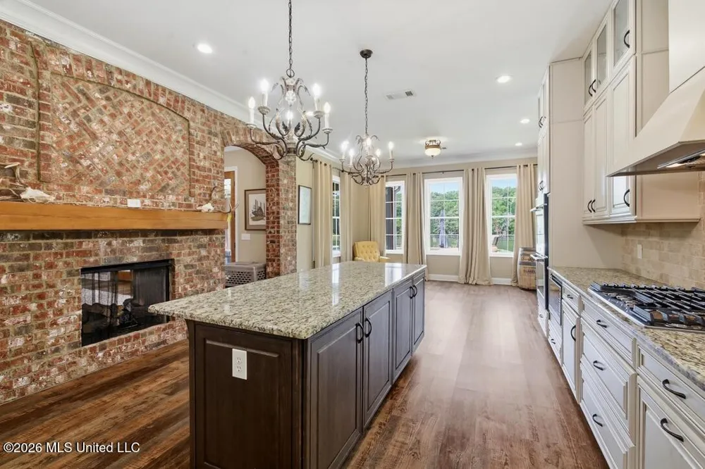 329 Pennebaker Road Vicksburg, MS 39183