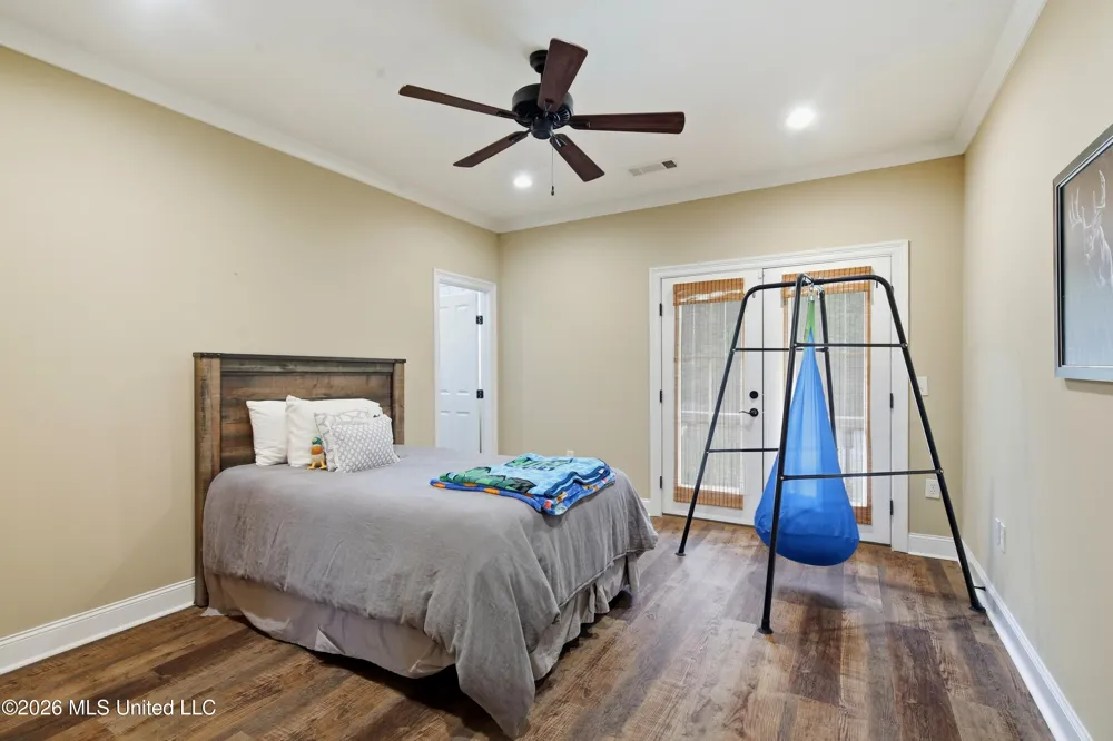 329 Pennebaker Road Vicksburg, MS 39183