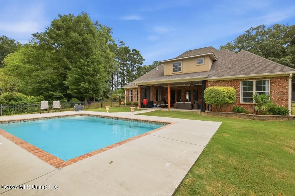 329 Pennebaker Road Vicksburg, MS 39183
