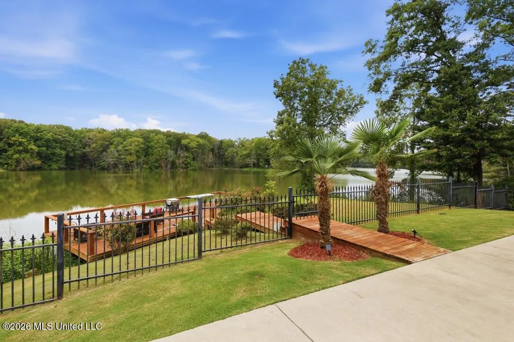 329 Pennebaker Road Vicksburg, MS 39183
