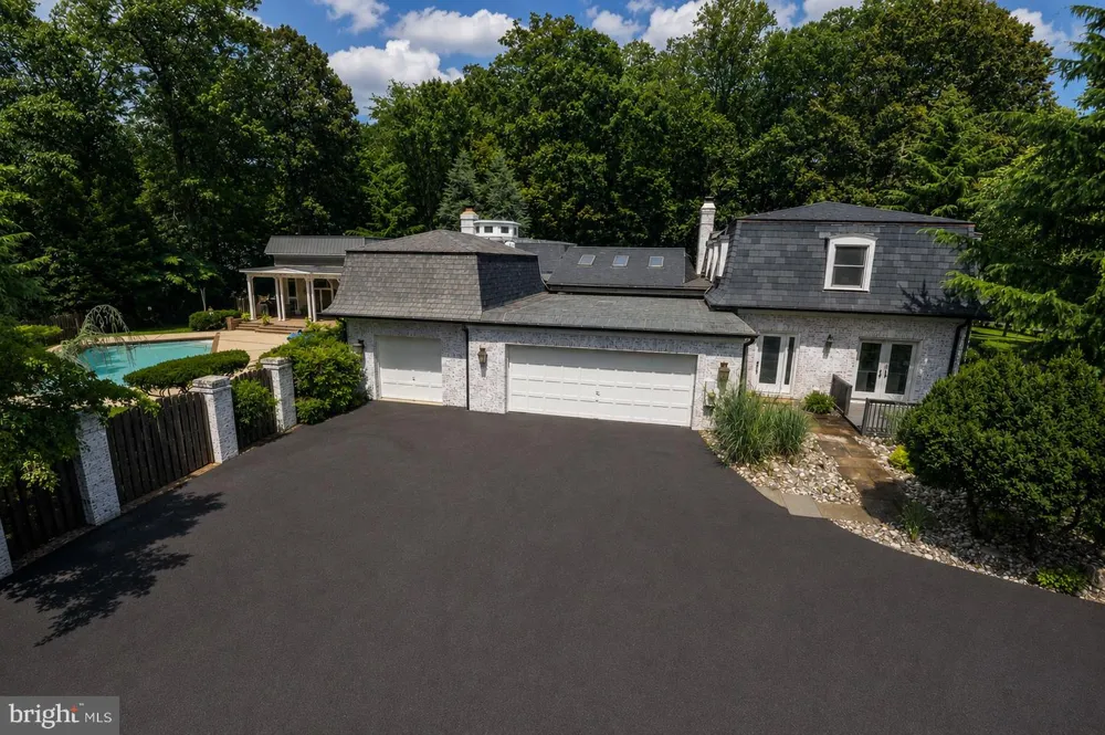 11501 SKIPWITH LANE Potomac, MD 20854