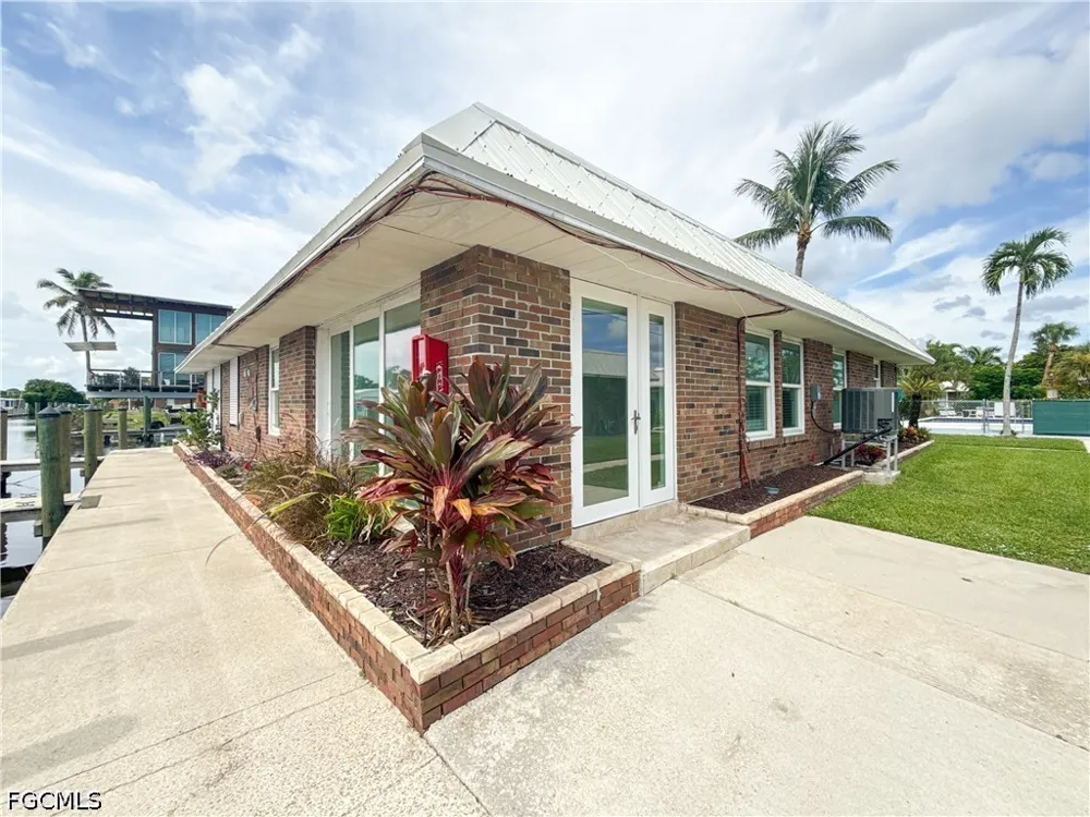 Arbutus Street #C2 Naples, FL 34112