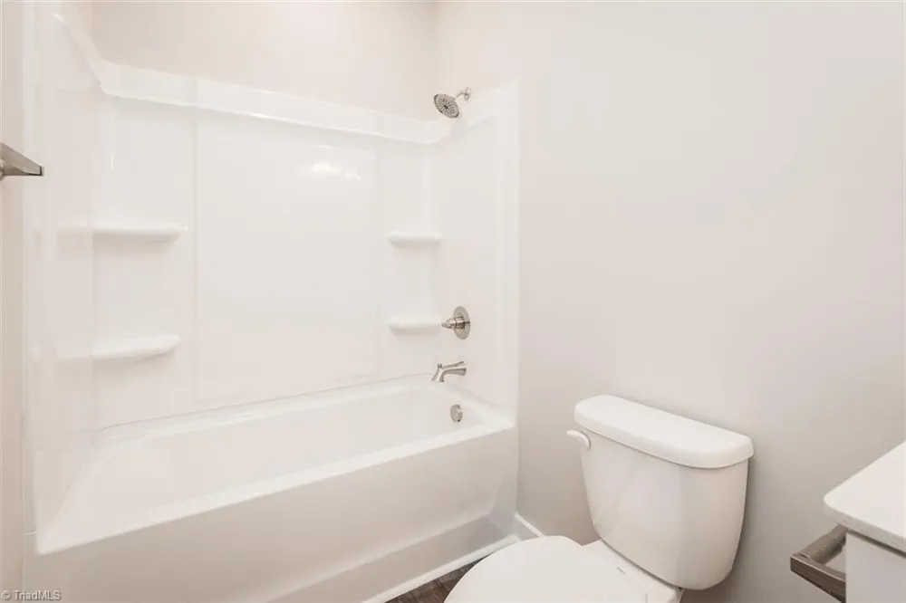 2832 Ricolden Trail Elon, NC 27244