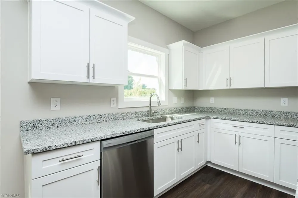 2832 Ricolden Trail Elon, NC 27244