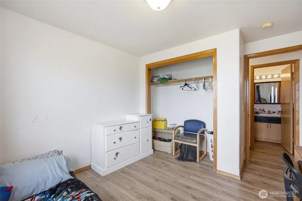1227 Lowry Street Moses Lake, WA 98837