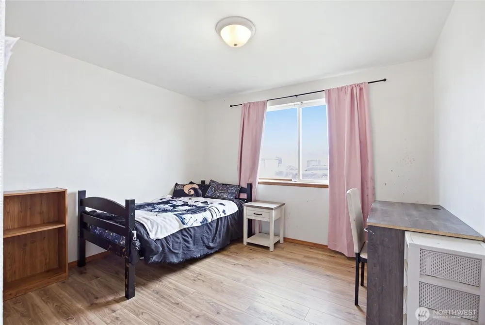 1227 Lowry Street Moses Lake, WA 98837