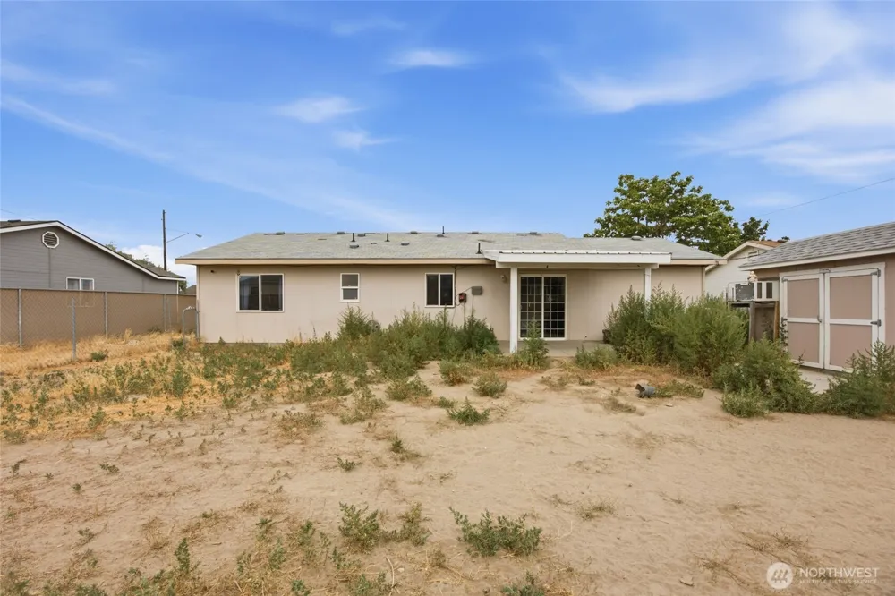 1227 Lowry Street Moses Lake, WA 98837