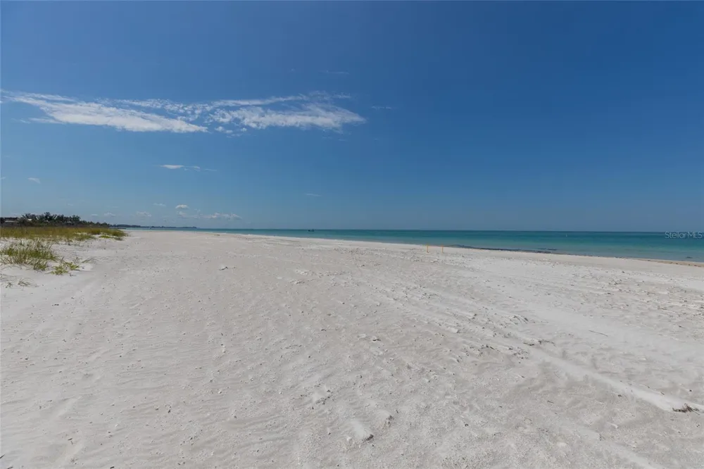 7094 LONGBOAT DRIVE E Longboat Key, FL 34228
