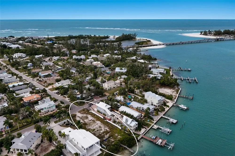 7094 LONGBOAT DRIVE E Longboat Key, FL 34228
