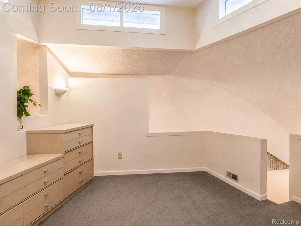 28966 Sibley Road Romulus City, MI 48174