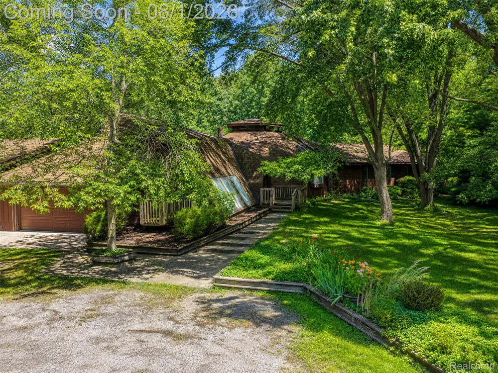 28966 Sibley Road Romulus City, MI 48174