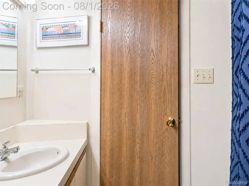 28966 Sibley Road Romulus City, MI 48174