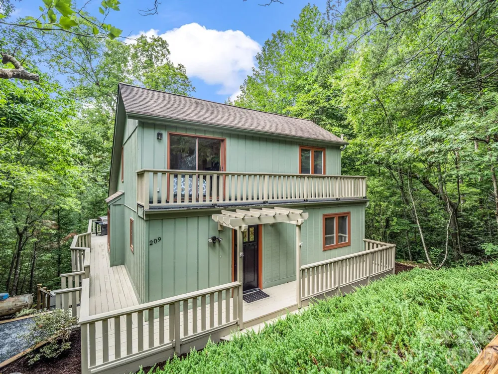 209 Dogwood Drive Lake Lure, NC 28746