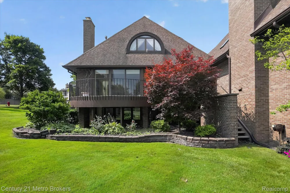 9095 S Saginaw Road #13 Grand Blanc Charter Township, MI 48439