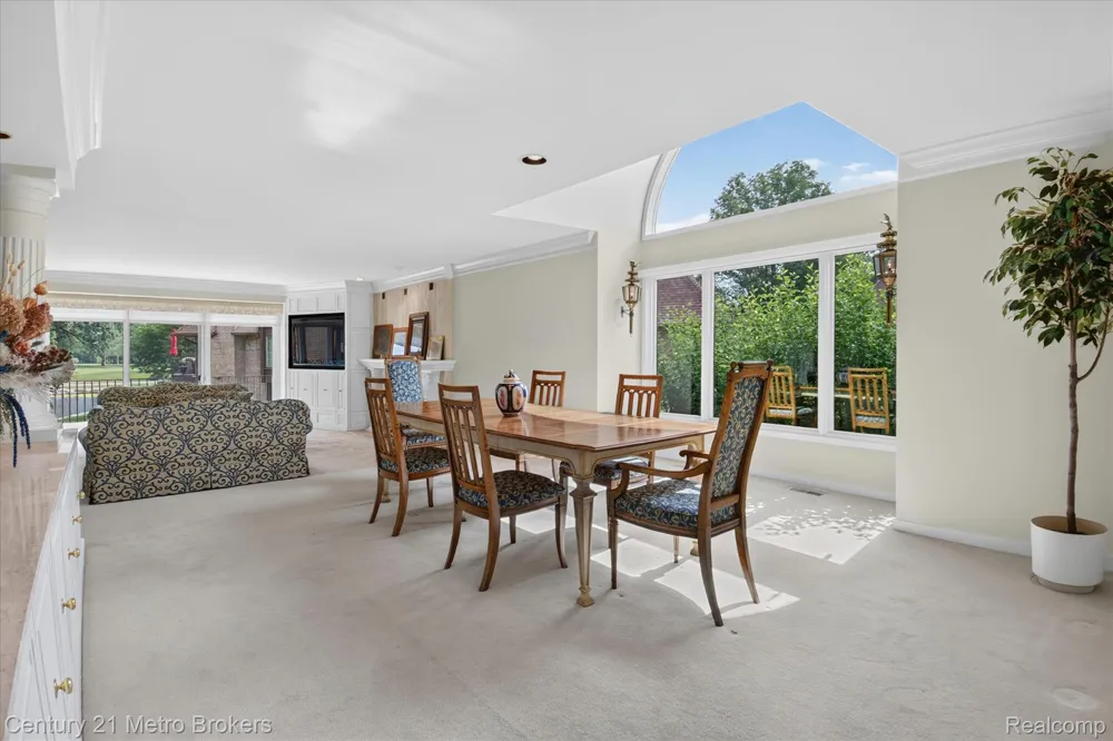 9095 S Saginaw Road #13 Grand Blanc Charter Township, MI 48439