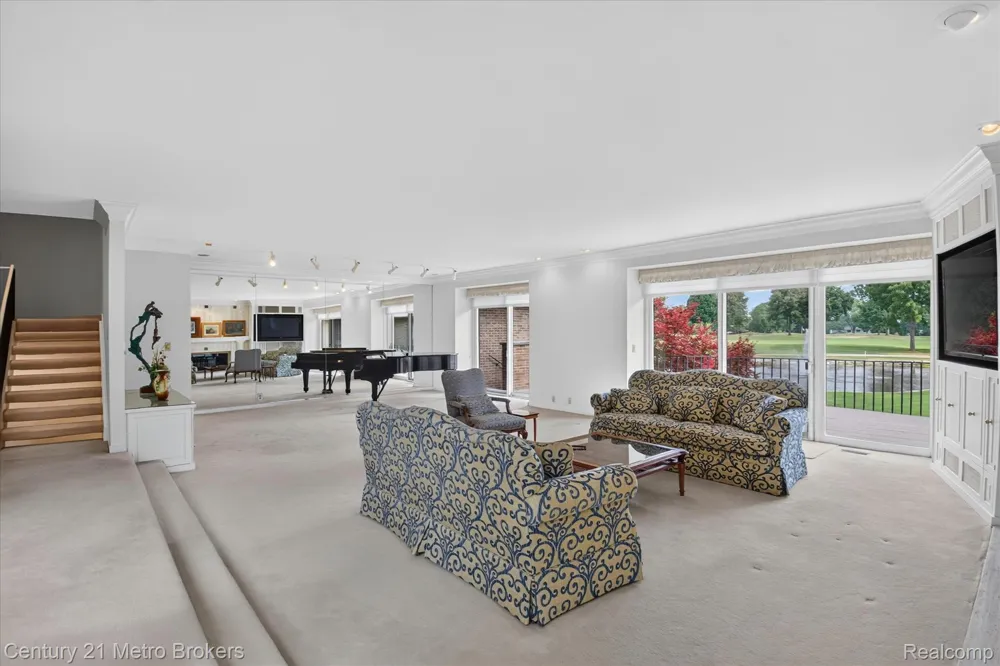 9095 S Saginaw Road #13 Grand Blanc Charter Township, MI 48439