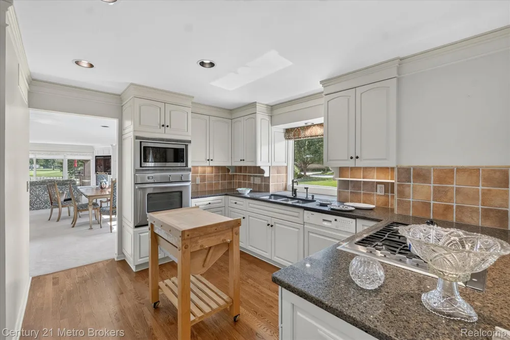 9095 S Saginaw Road #13 Grand Blanc Charter Township, MI 48439