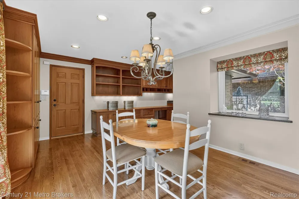 9095 S Saginaw Road #13 Grand Blanc Charter Township, MI 48439