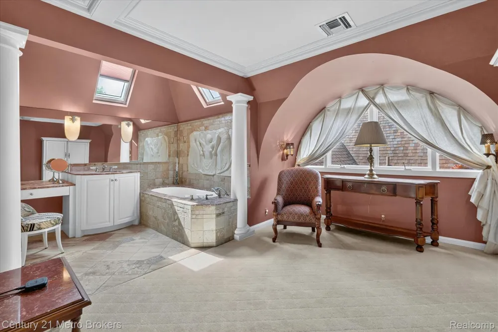 9095 S Saginaw Road #13 Grand Blanc Charter Township, MI 48439