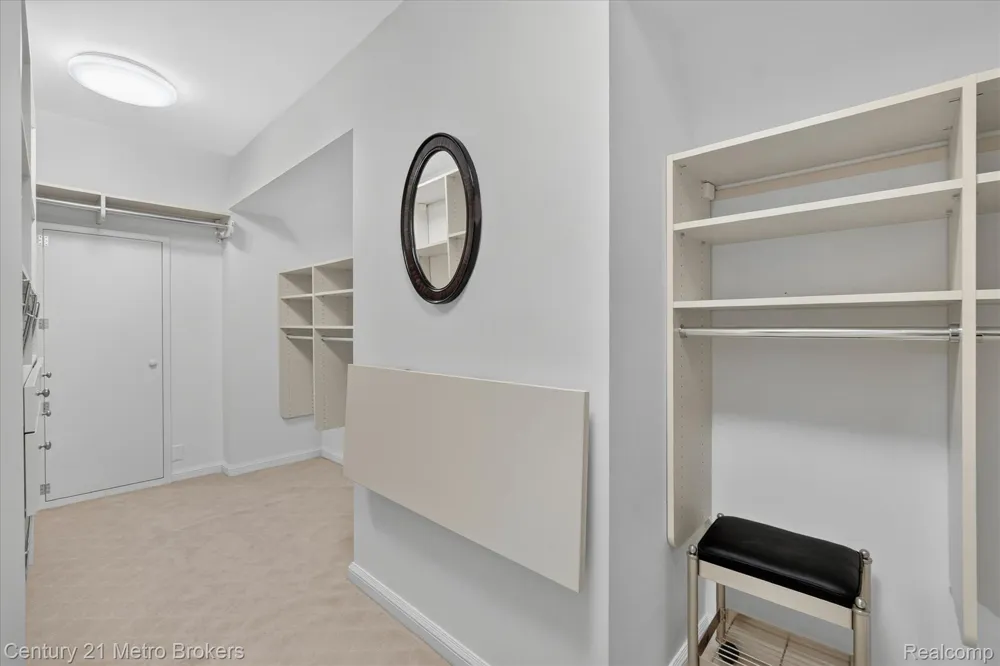 9095 S Saginaw Road #13 Grand Blanc Charter Township, MI 48439