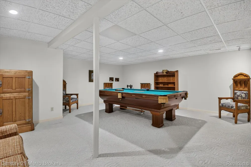 9095 S Saginaw Road #13 Grand Blanc Charter Township, MI 48439