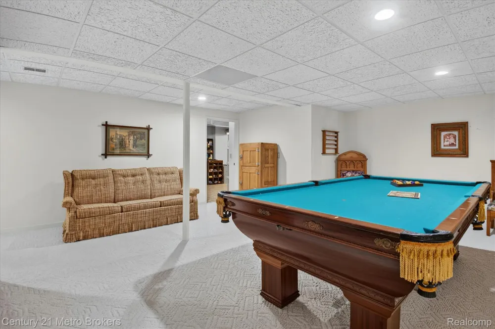9095 S Saginaw Road #13 Grand Blanc Charter Township, MI 48439