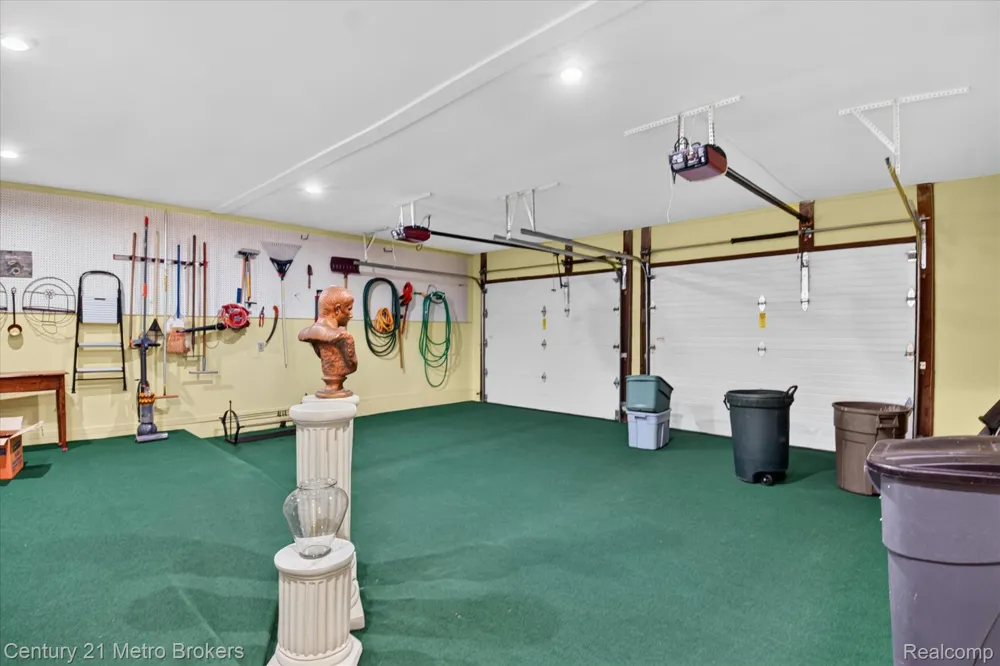 9095 S Saginaw Road #13 Grand Blanc Charter Township, MI 48439