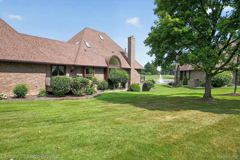 9095 S Saginaw Road #13 Grand Blanc Charter Township, MI 48439