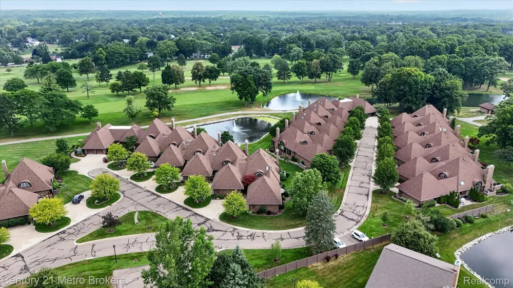 9095 S Saginaw Road #13 Grand Blanc Charter Township, MI 48439