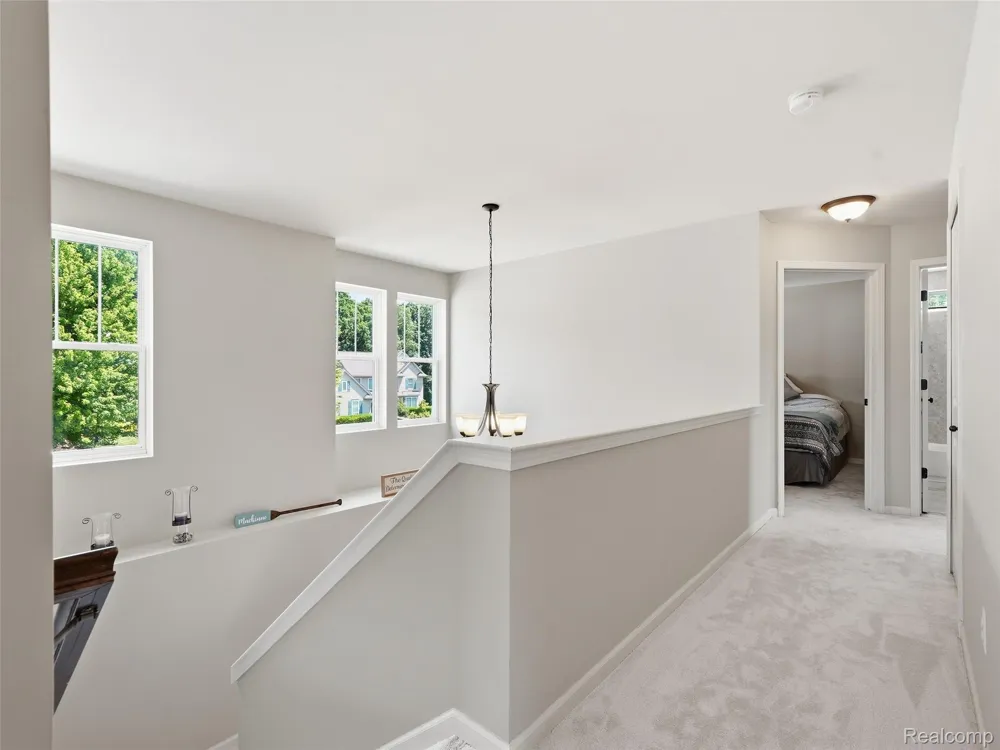 94 Blackberry Drive White Lake Charter Township, MI 48386