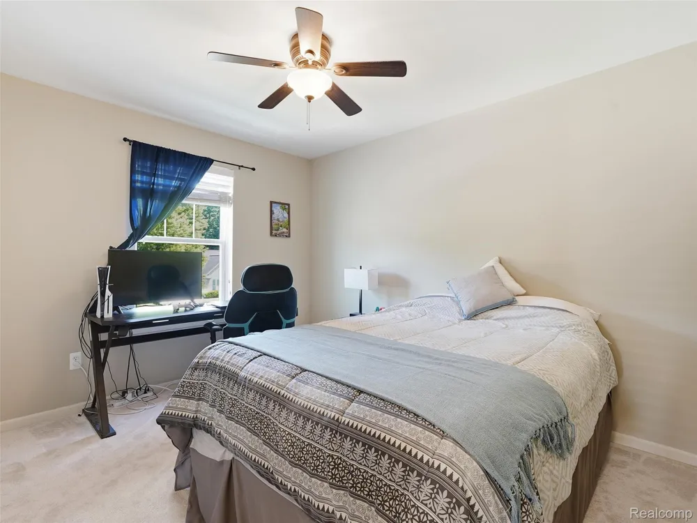 94 Blackberry Drive White Lake Charter Township, MI 48386