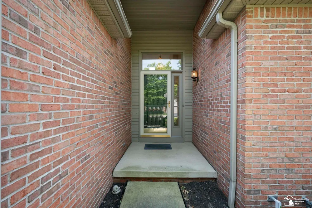 6646 Greenbriar Lane Bedford Township, MI 48182