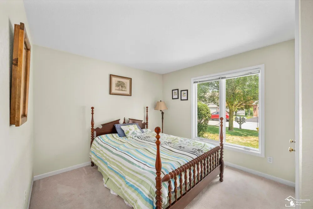 6646 Greenbriar Lane Bedford Township, MI 48182