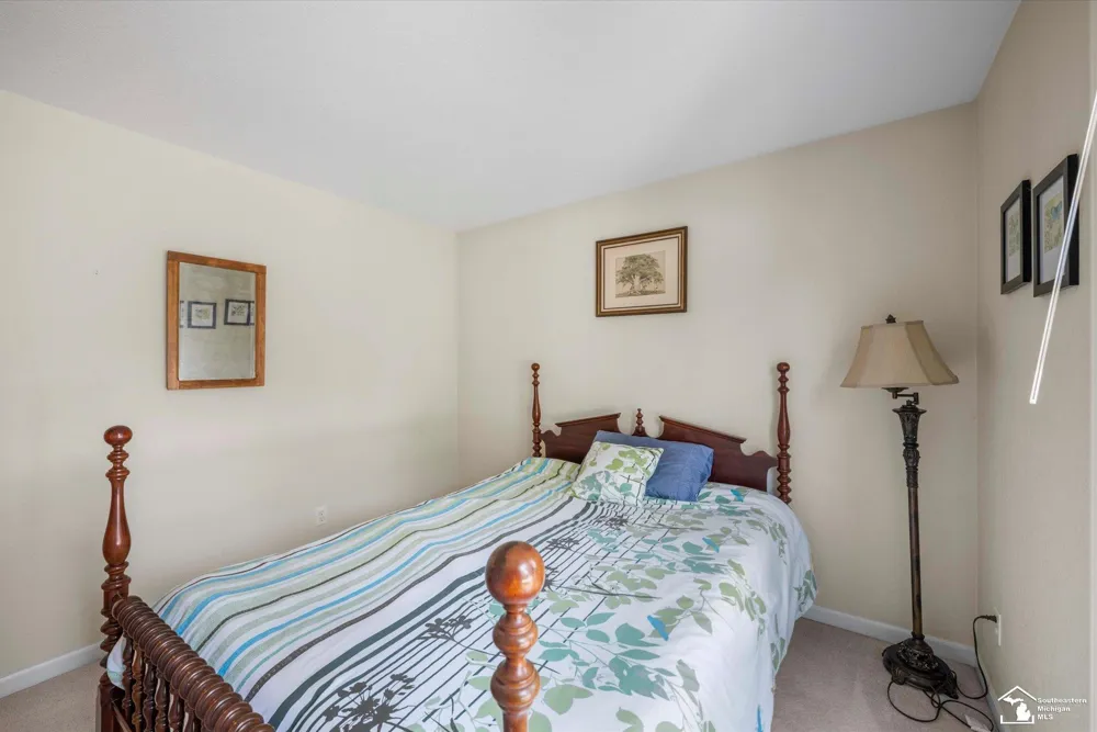 6646 Greenbriar Lane Bedford Township, MI 48182