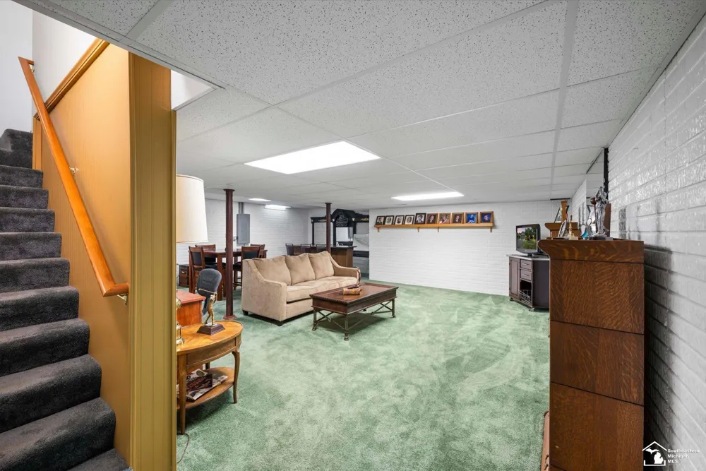 6646 Greenbriar Lane Bedford Township, MI 48182