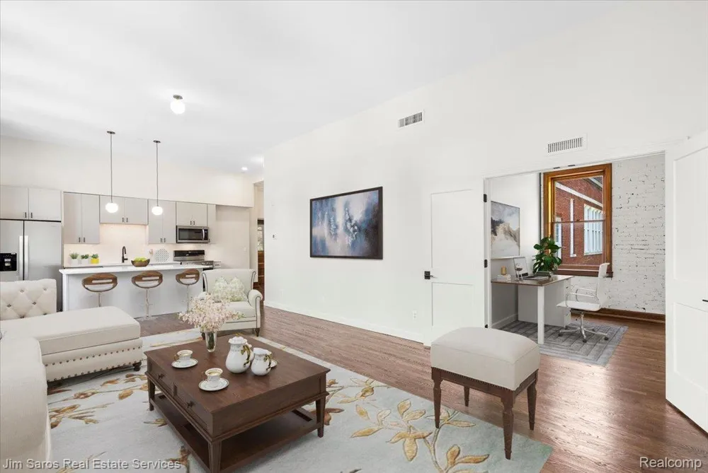 389 Saint Clair Grosse Pointe City, MI 48230