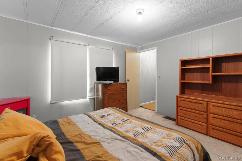 351 Road #252 Auburn Hills City, MI 48326