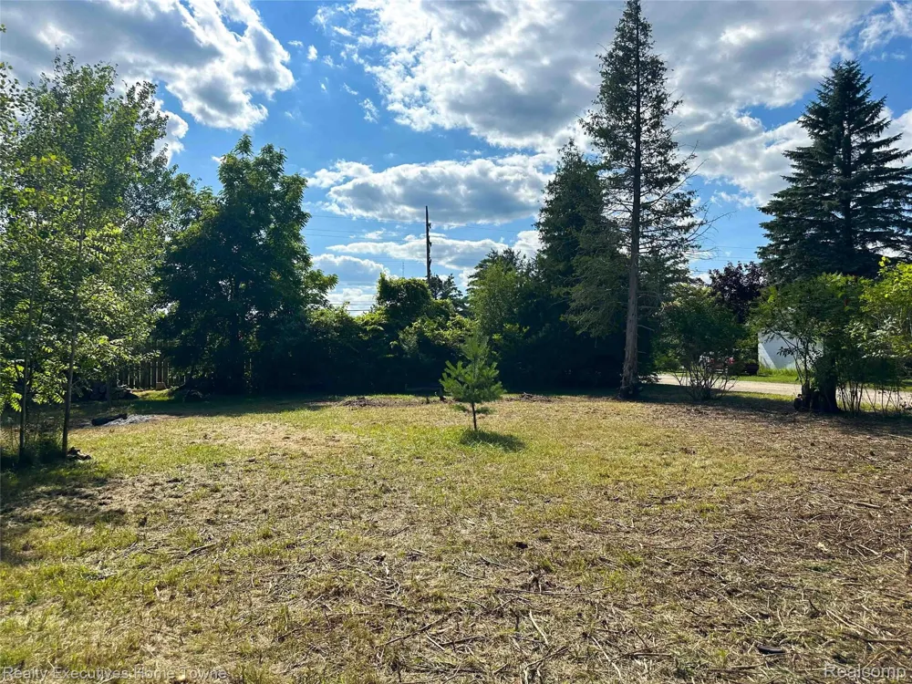 7266 Southwood Road Worth Township, MI 48450