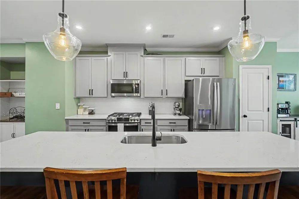 540 Hardy Drive Acworth, GA 30102