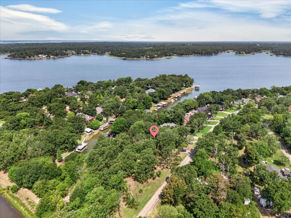 5536 Point Lavista Malakoff, TX 75148