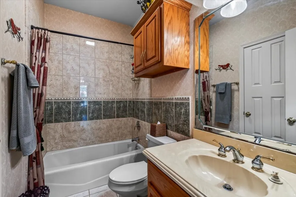 5536 Point Lavista Malakoff, TX 75148