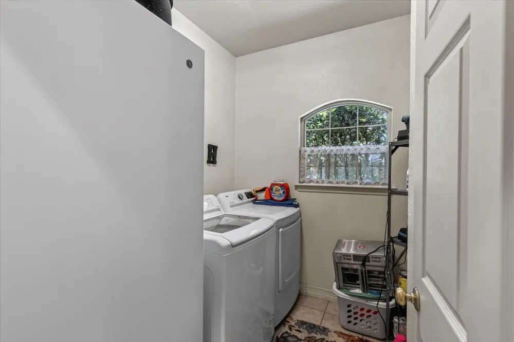 5536 Point Lavista Malakoff, TX 75148