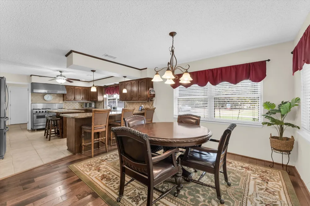 2534 S Robinson Drive Robinson, TX 76706