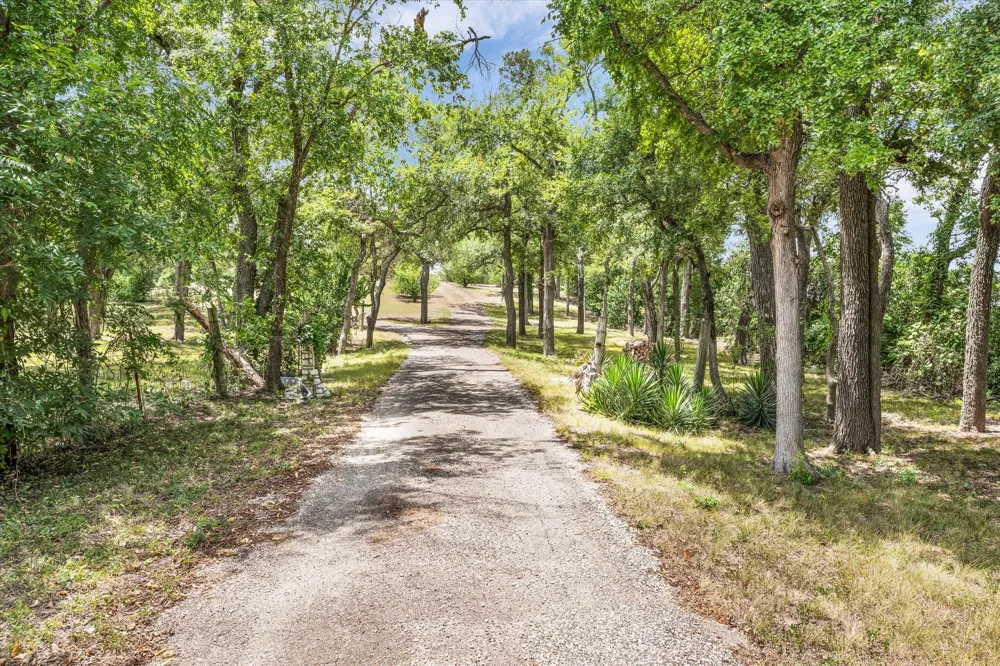 2534 S Robinson Drive Robinson, TX 76706